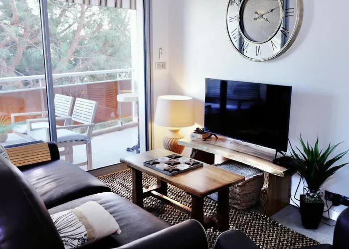 Frejus Plage: Appartement Cosy A 300M De La Mer